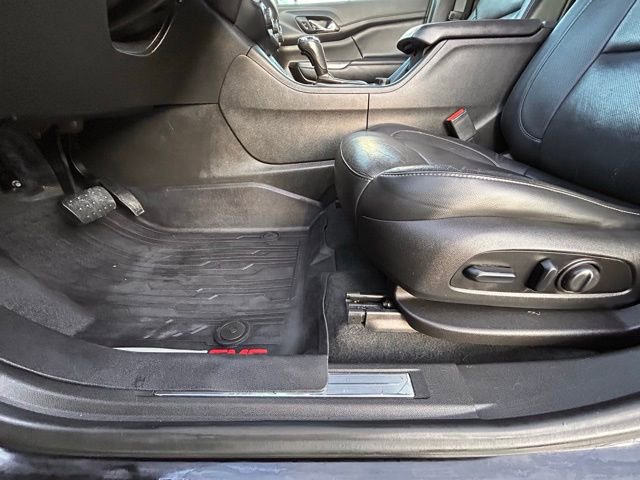 Used 2019 GMC Acadia SLT w/ LPO, Floor Liner Package image 27