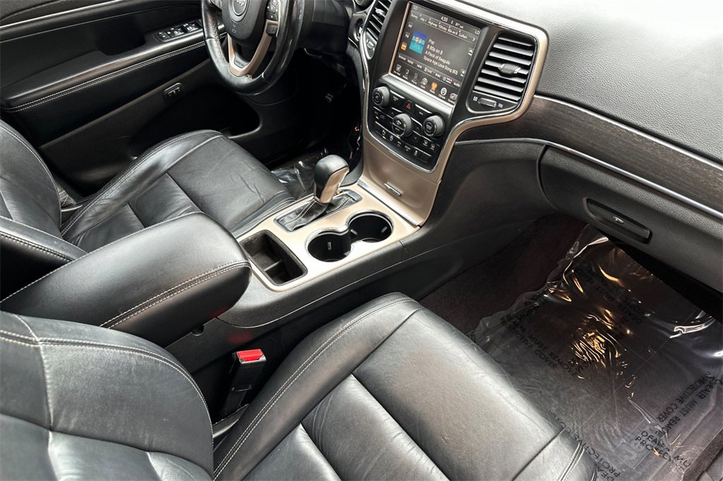 Used 2016 Jeep Grand Cherokee Limited image 17