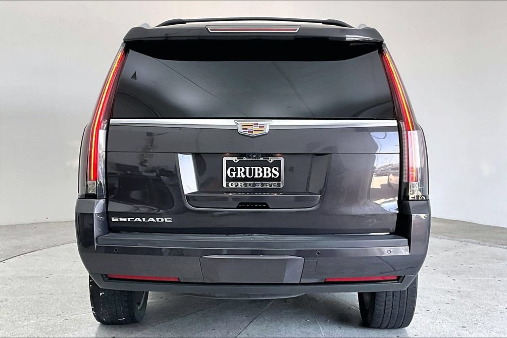 Used 2017 Cadillac Escalade Luxury AWD/4WD image 5
