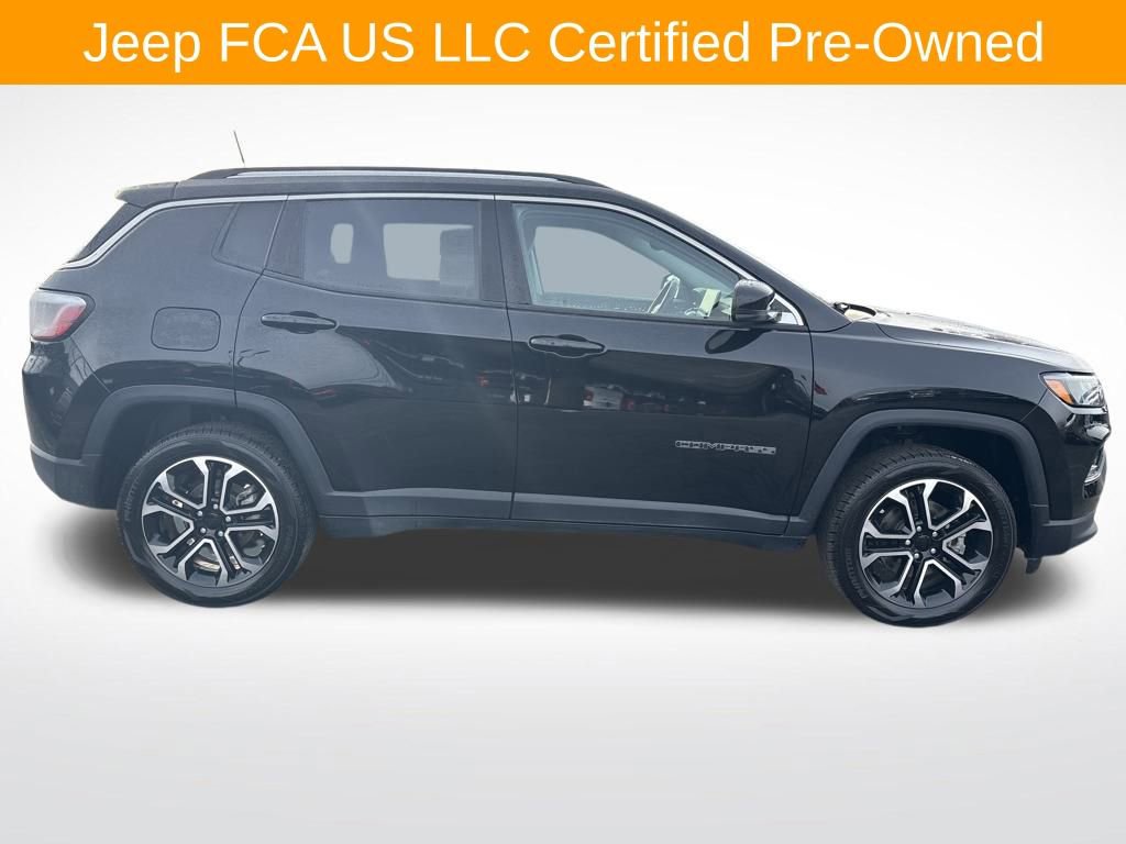 Certified 2022 Jeep Compass Limited image 2