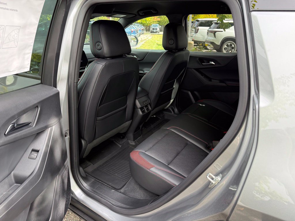 New 2027 Chevrolet Equinox RS w/ Convenience Package III AWD/4WD image 11