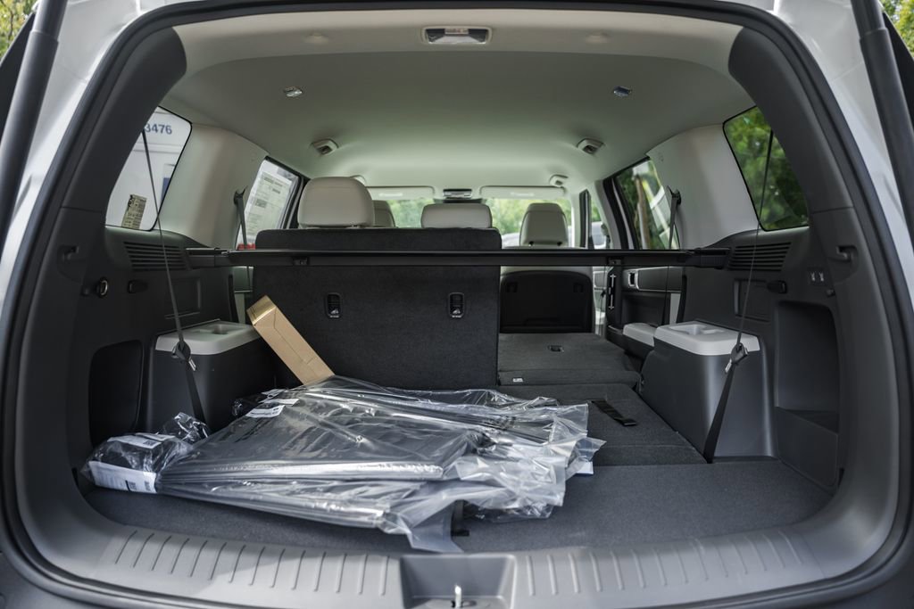 New 2026 Hyundai Santa Fe SE image 9