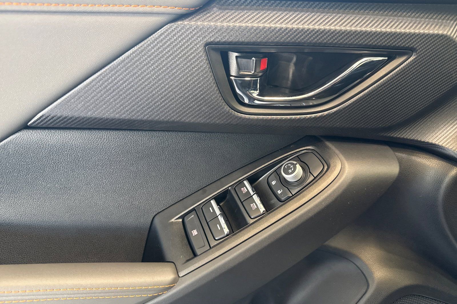 New 2026 Subaru Crosstrek 2.5i Limited w/ Crosstrek Mirror Package image 10