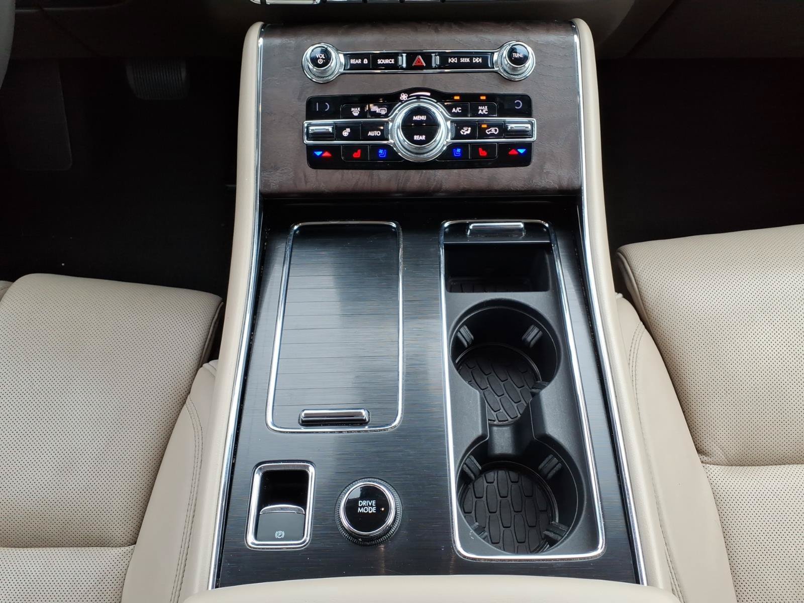 Used 2020 Lincoln Aviator Reserve w/ Equipment Group 201A AWD/4WD image 23