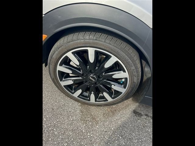 Used 2023 MINI Cooper S image 6