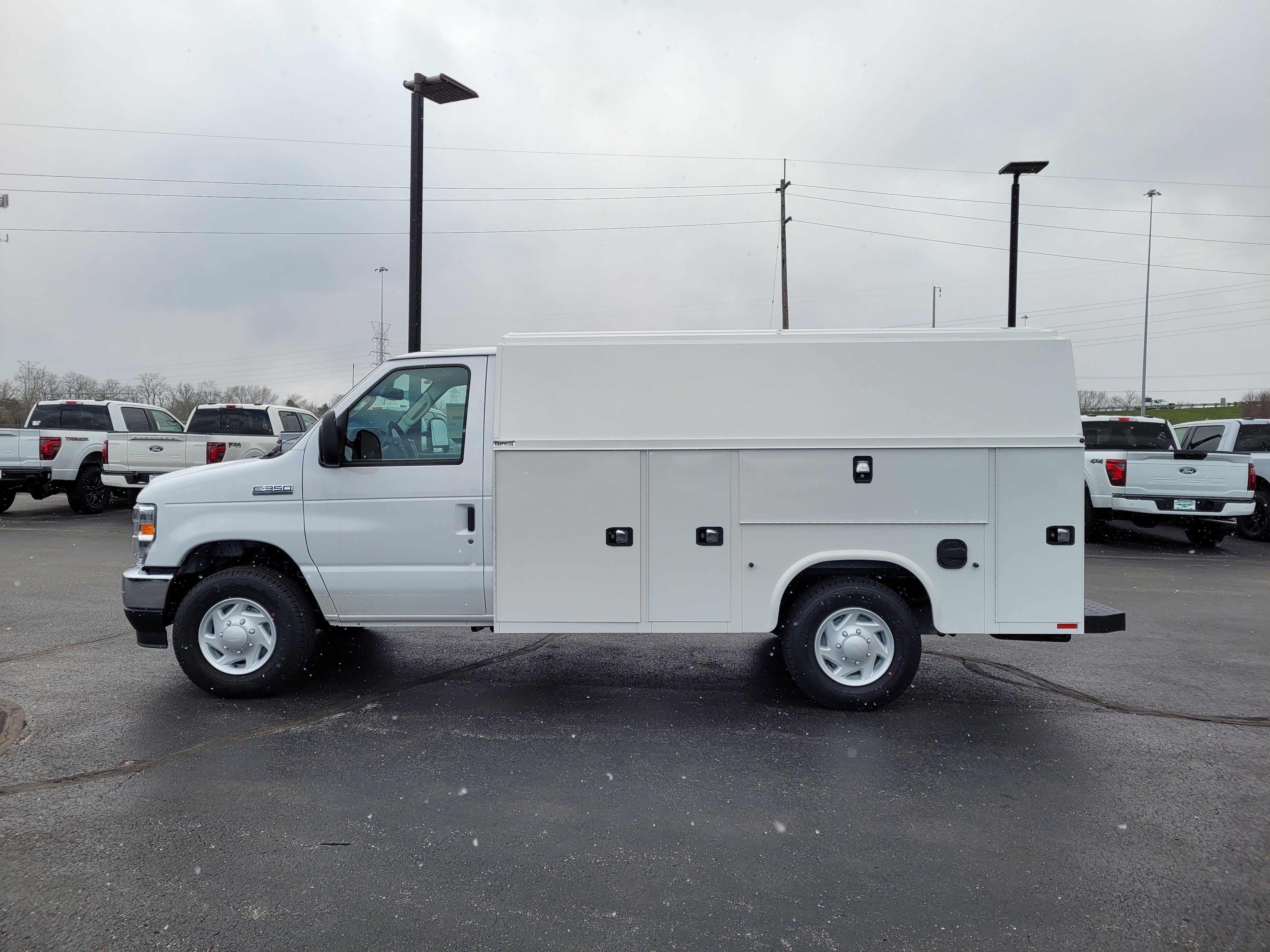 New 2026 Ford E-350 and Econoline 350 Super Duty w/ Power Equipment Group RWD image 2