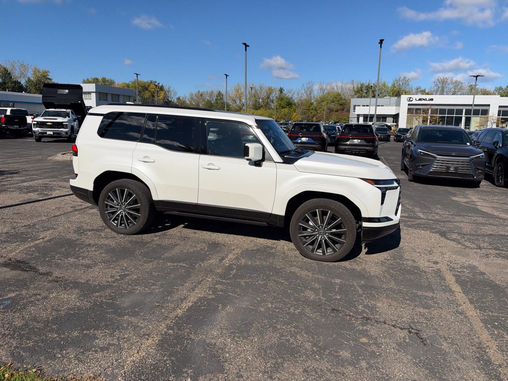 Certified 2024 Lexus GX 550 w/ Accessory Package (2T) AWD/4WD image 14