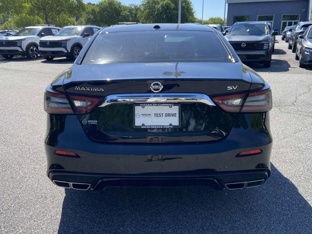 Used 2021 Nissan Maxima 3.5 SV w/ Floor Mat Group FWD image 4