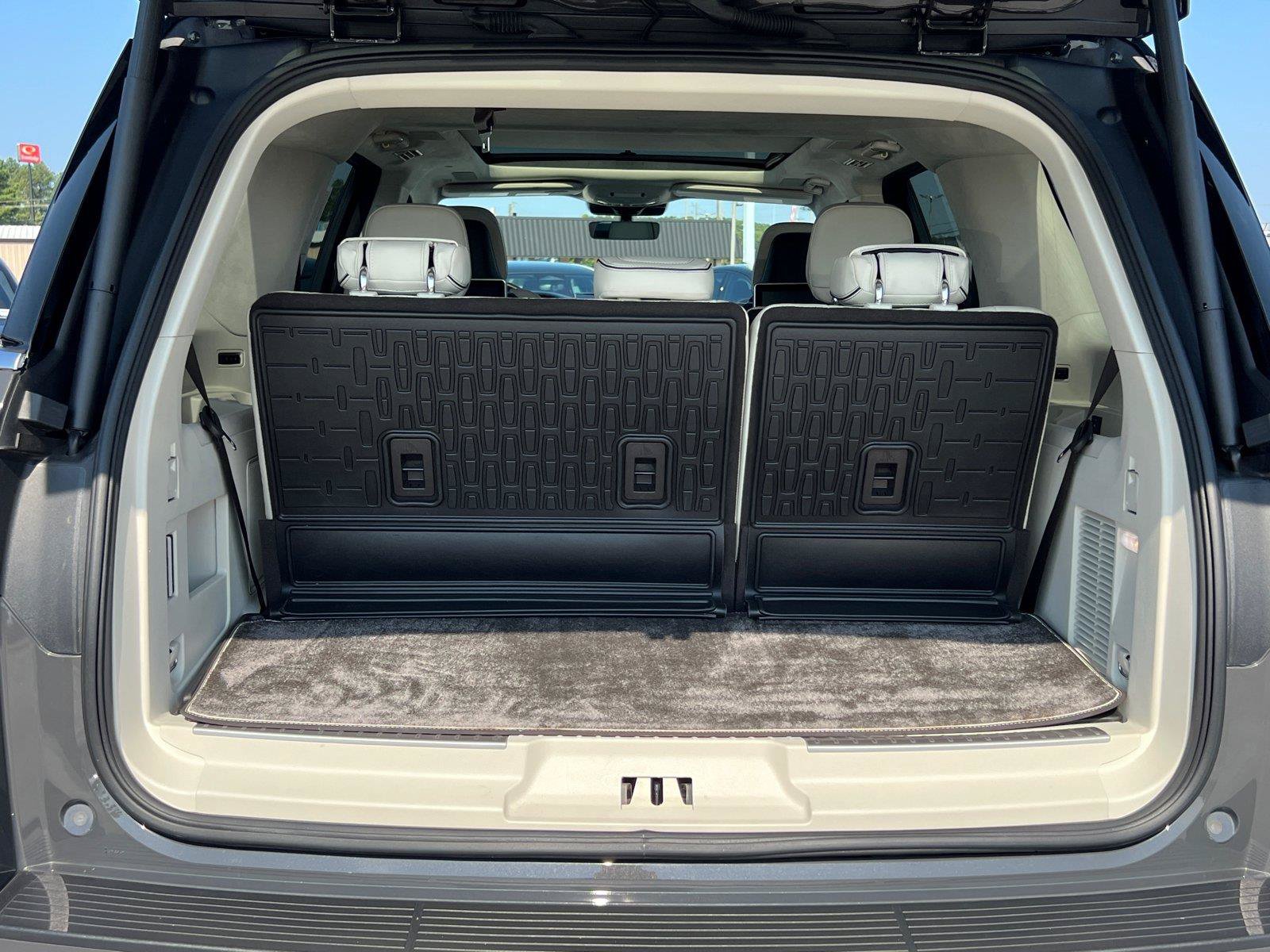 Used 2024 Lincoln Navigator Black Label AWD/4WD image 18