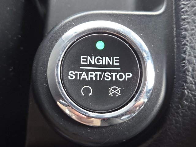Used 2015 Ford Expedition Limited AWD/4WD image 23