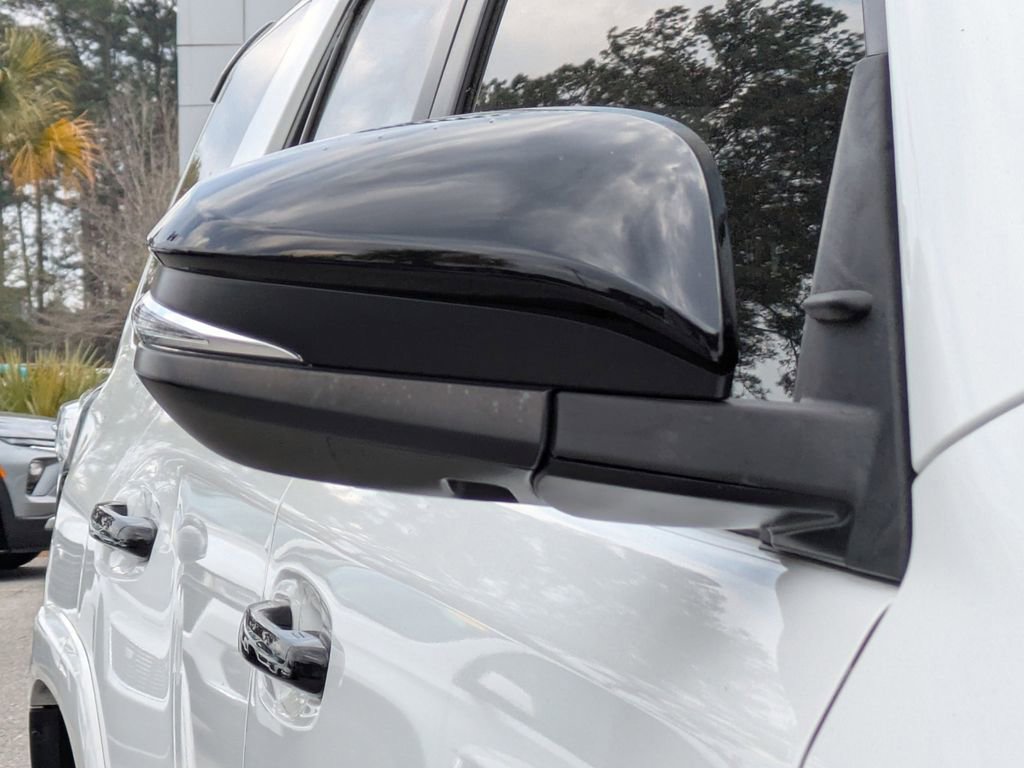 Used 2021 Toyota 4Runner Venture w/ Moonroof Package image 11