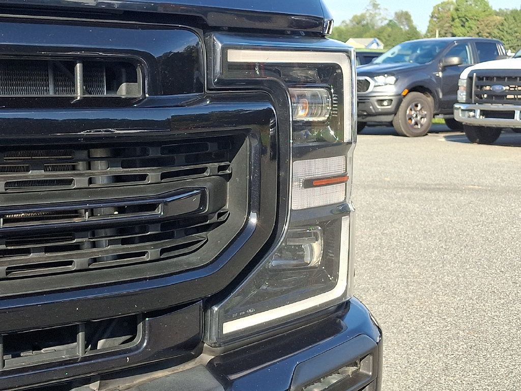 Used 2022 Ford F350 Lariat w/ Tremor Off-Road Package AWD/4WD image 9