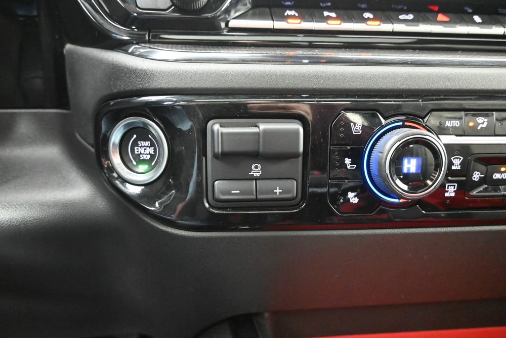 Used 2022 Chevrolet Silverado 1500 ZR2 image 31