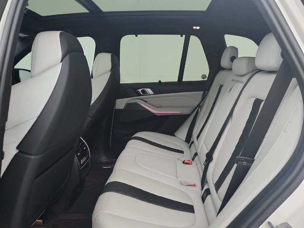 Used 2023 BMW X5 M w/ Executive Package AWD/4WD image 34