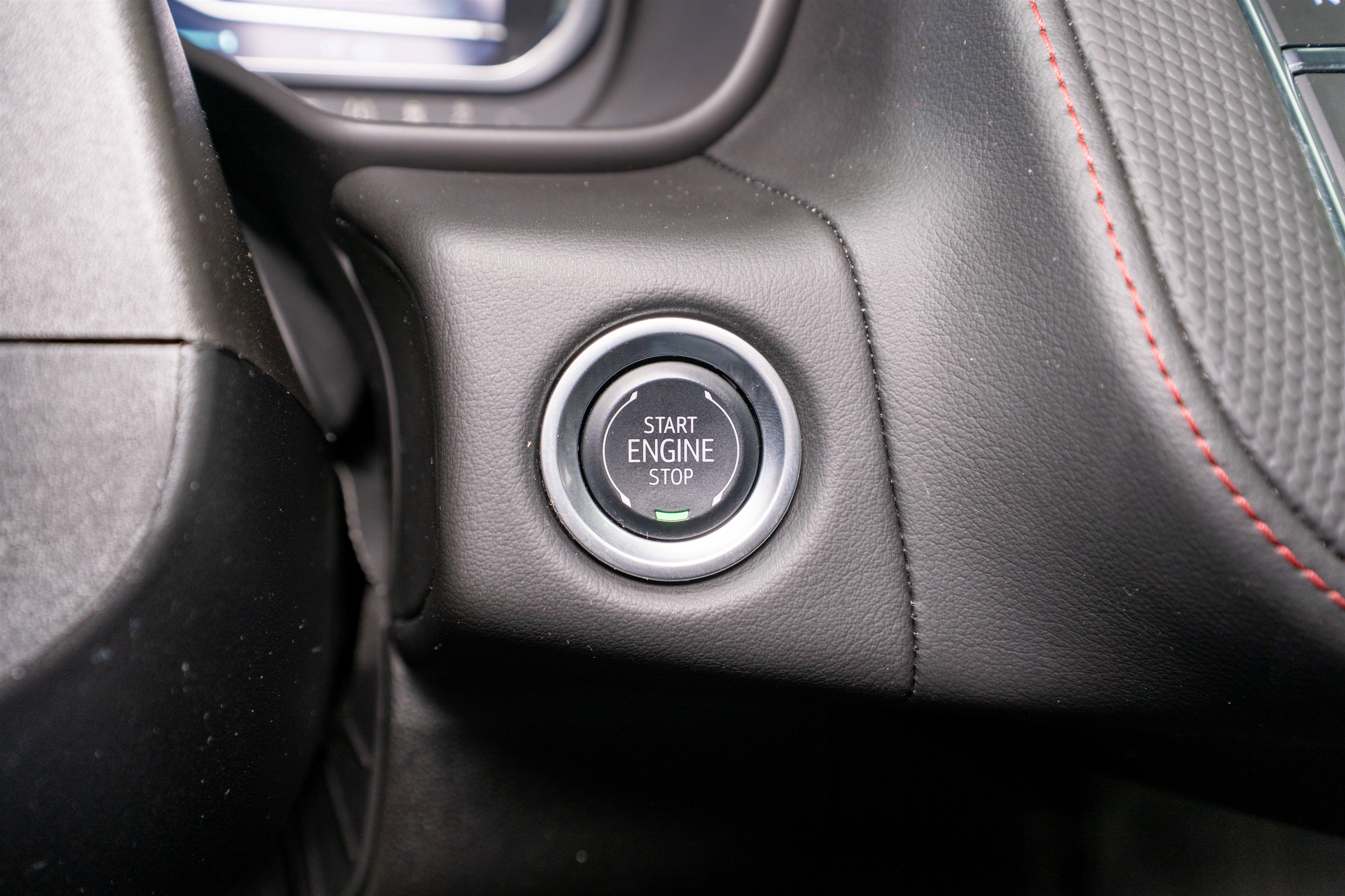 Used 2024 Chevrolet Suburban RST w/ Luxury Package RWD image 29