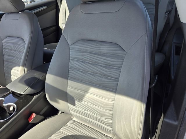 Used 2016 Ford Fusion S image 15