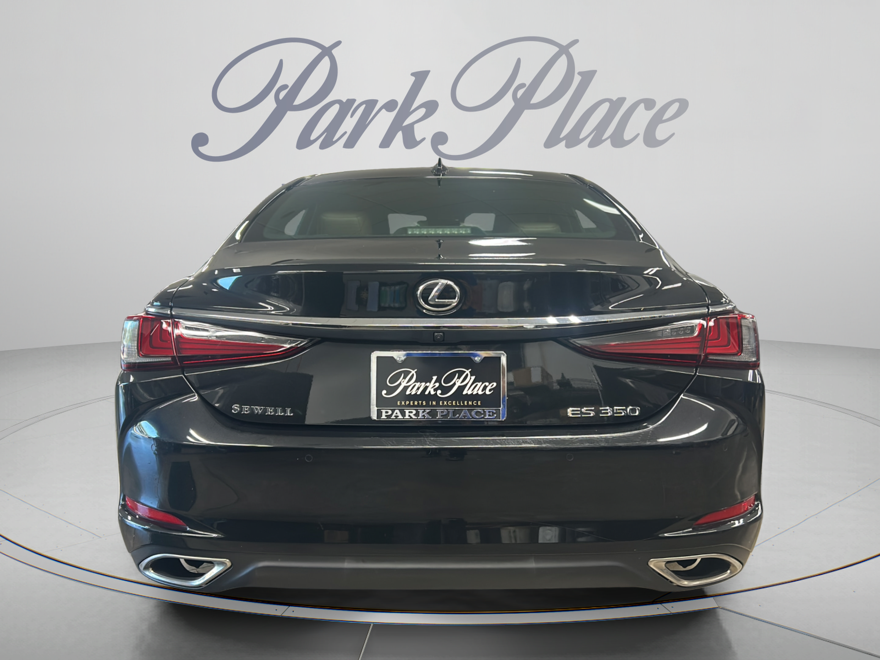 Used 2023 Lexus ES 350 w/ Premium Package FWD image 4
