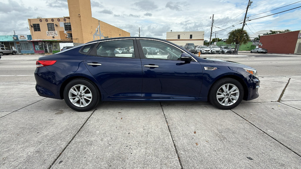 Used 2017 Kia Optima LX w/ Convenience Plus Package FWD image 15