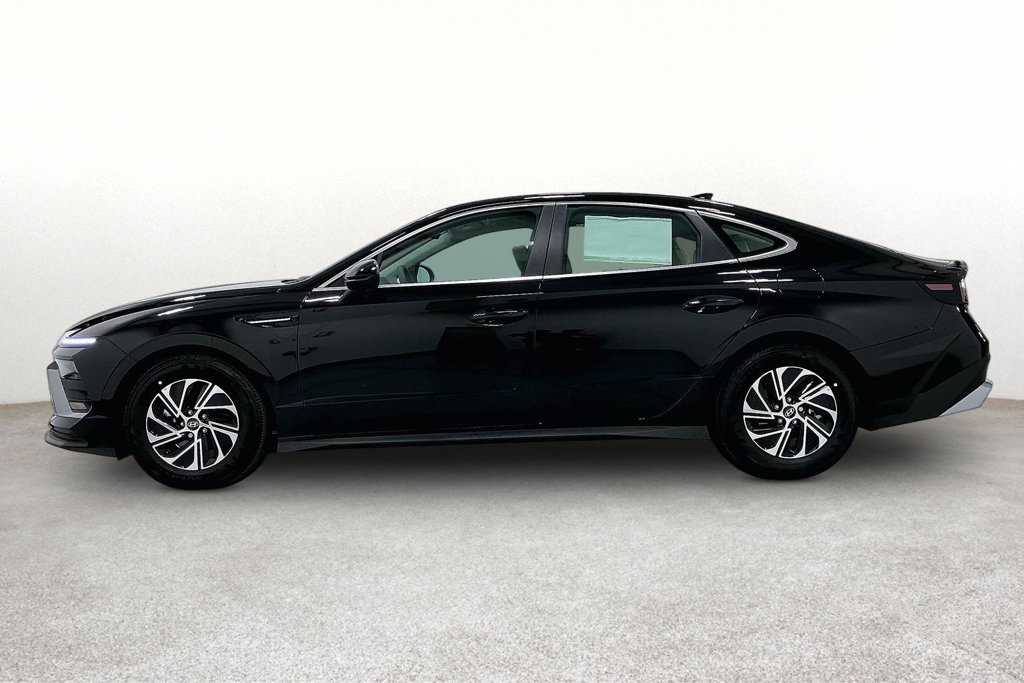 New 2026 Hyundai Sonata Blue FWD image 7