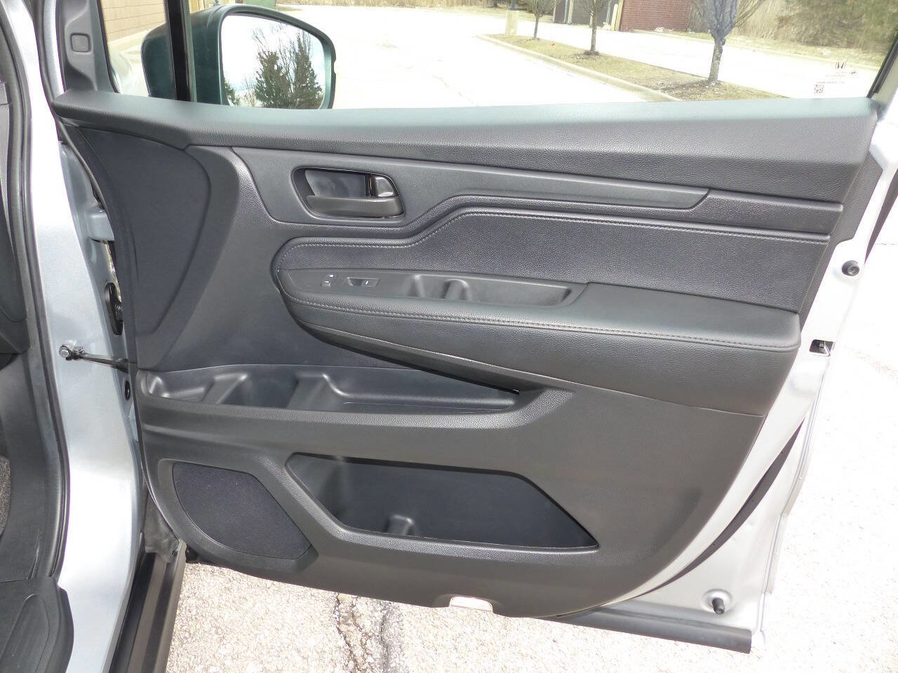 Used 2025 Honda Odyssey EX-L image 40