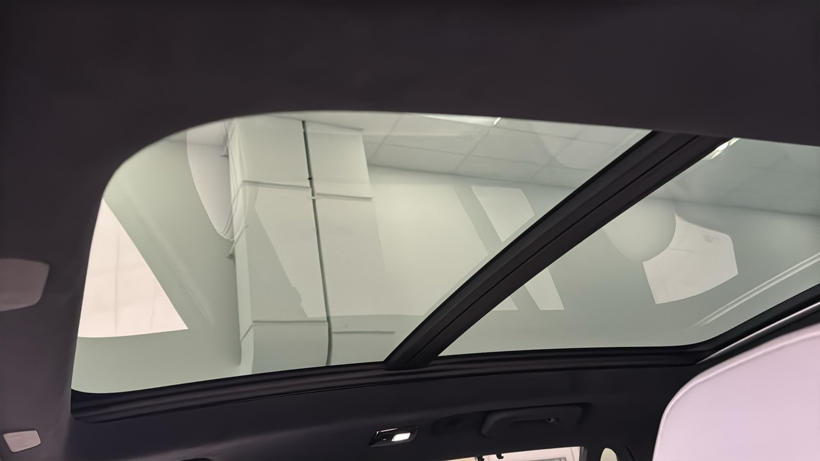New 2027 Volvo XC90 B6 Ultra AWD/4WD image 25