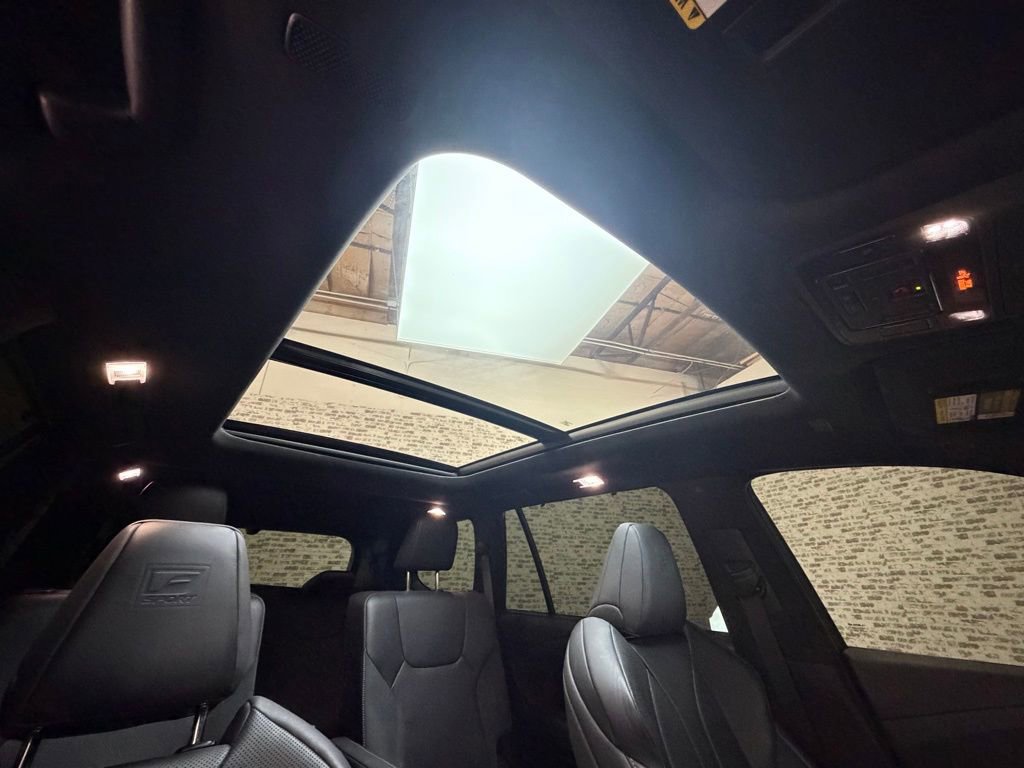 Used 2024 Lexus TX 500h AWD w/ Technology Package image 10