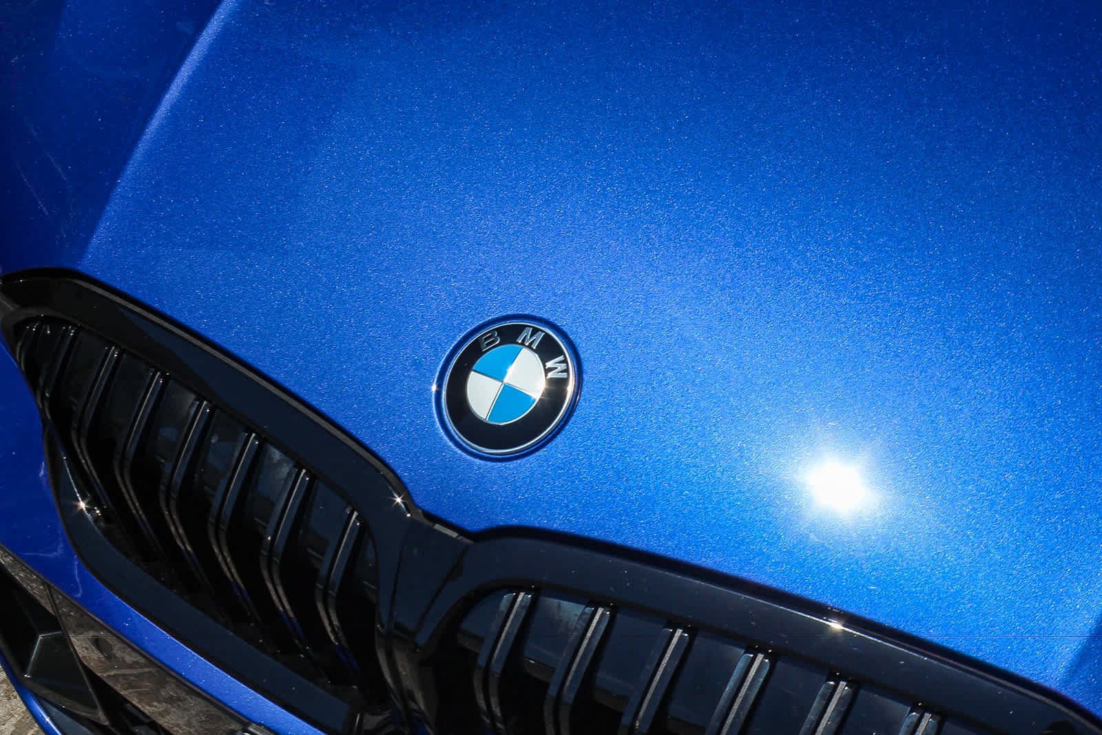 Used 2026 BMW 330i Sedan w/ M Sport Package RWD image 11
