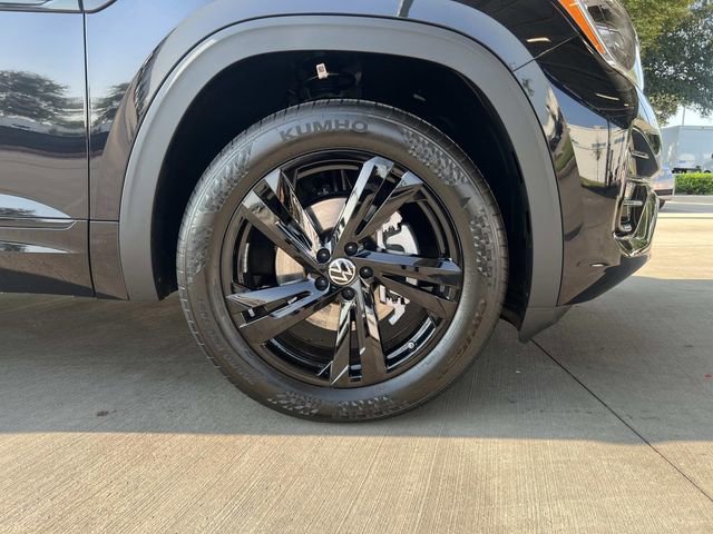 New 2026 Volkswagen Atlas Cross Sport SEL R-Line image 12