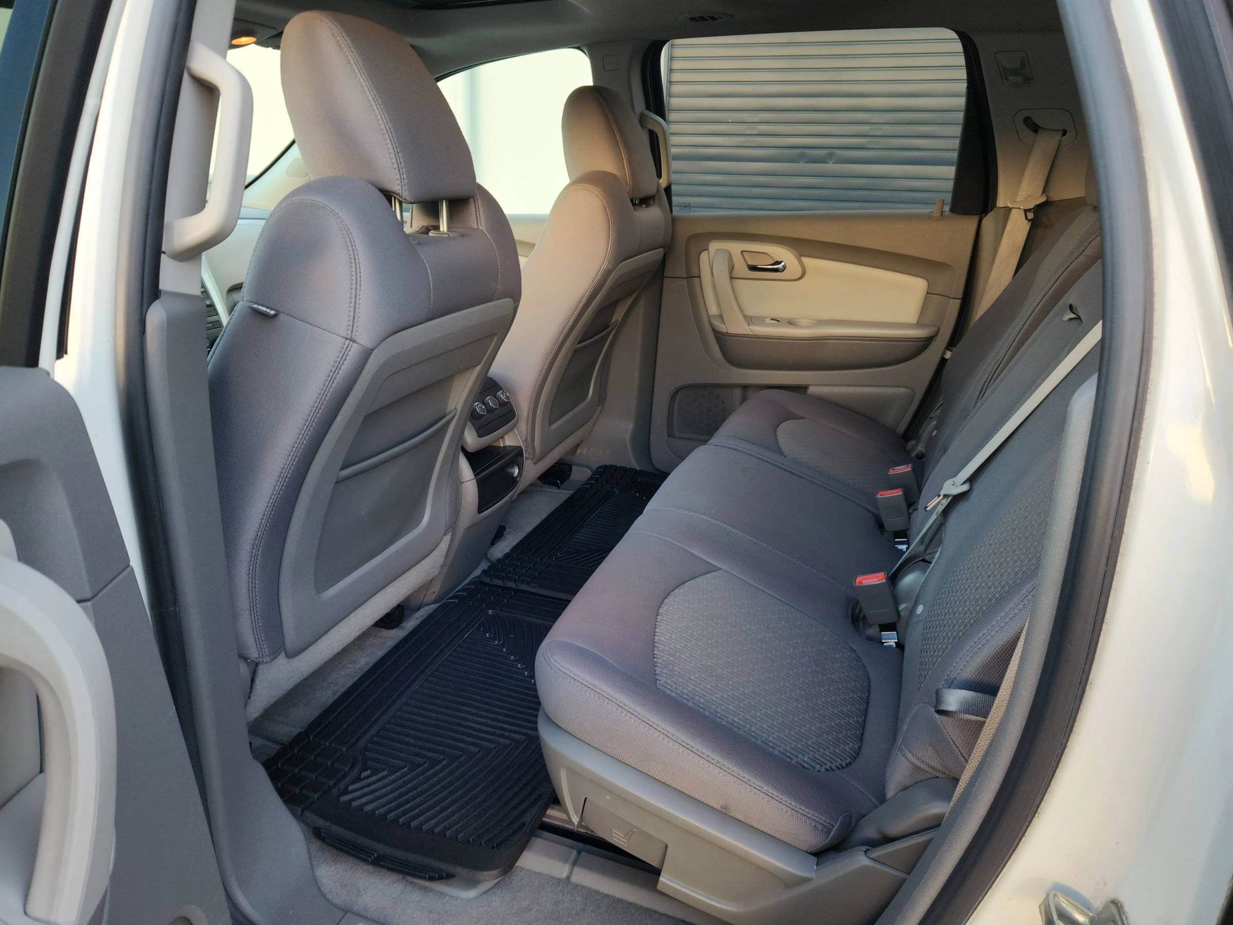 Used 2011 Chevrolet Traverse LT w/ Personal Connectivity Package image 13