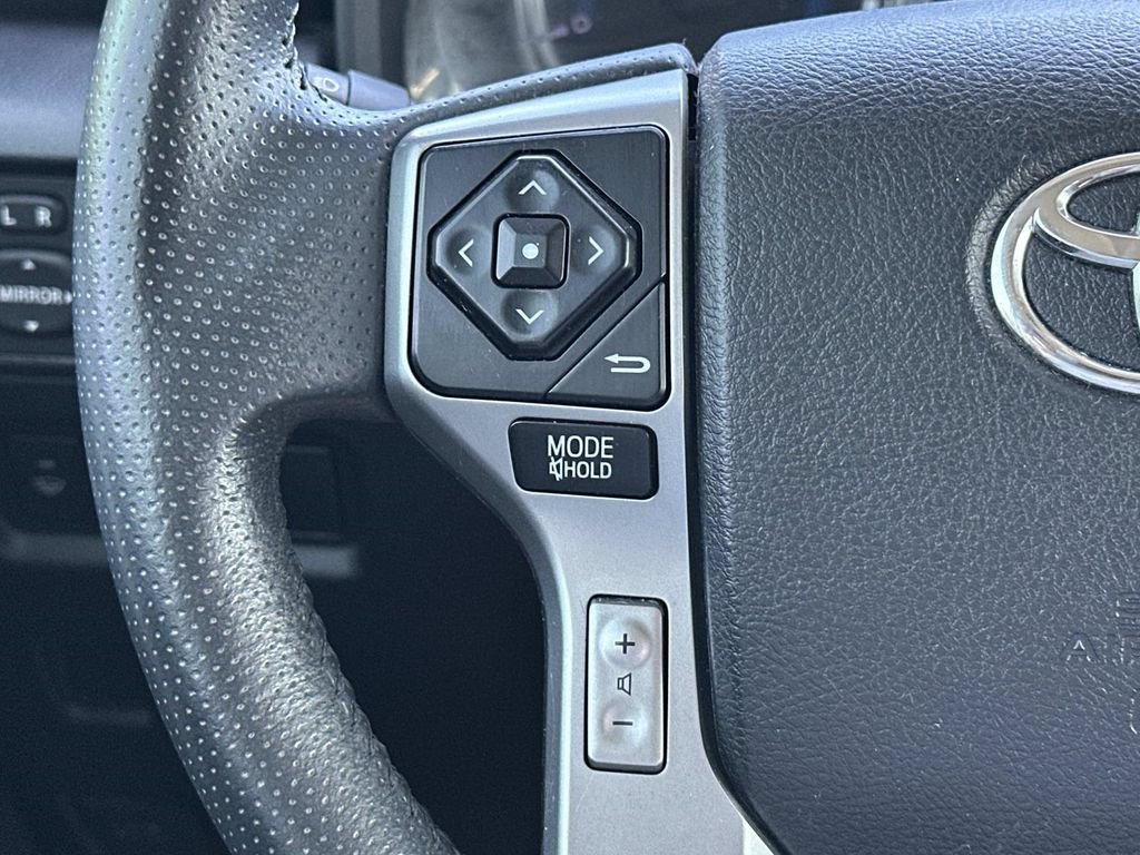 Used 2019 Toyota 4Runner Limited AWD/4WD image 30