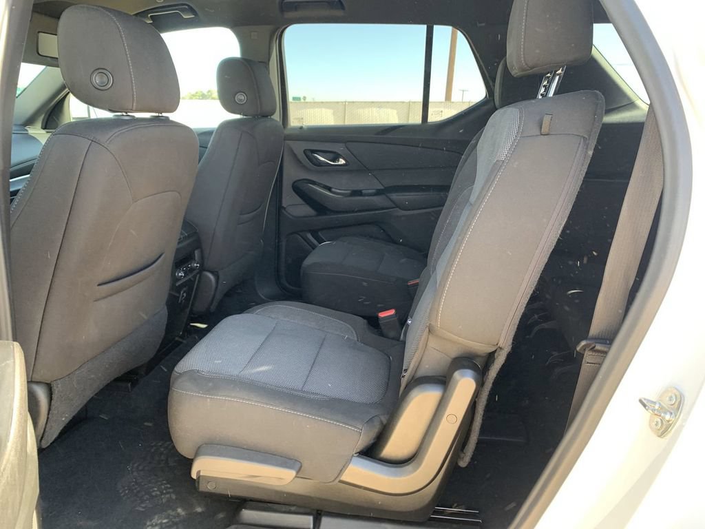 Certified 2023 Chevrolet Traverse LT FWD image 24