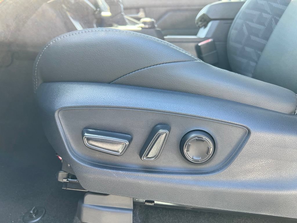 New 2026 Toyota Tacoma TRD Off-Road w/ TRD Off Road Premium Package AWD/4WD image 9