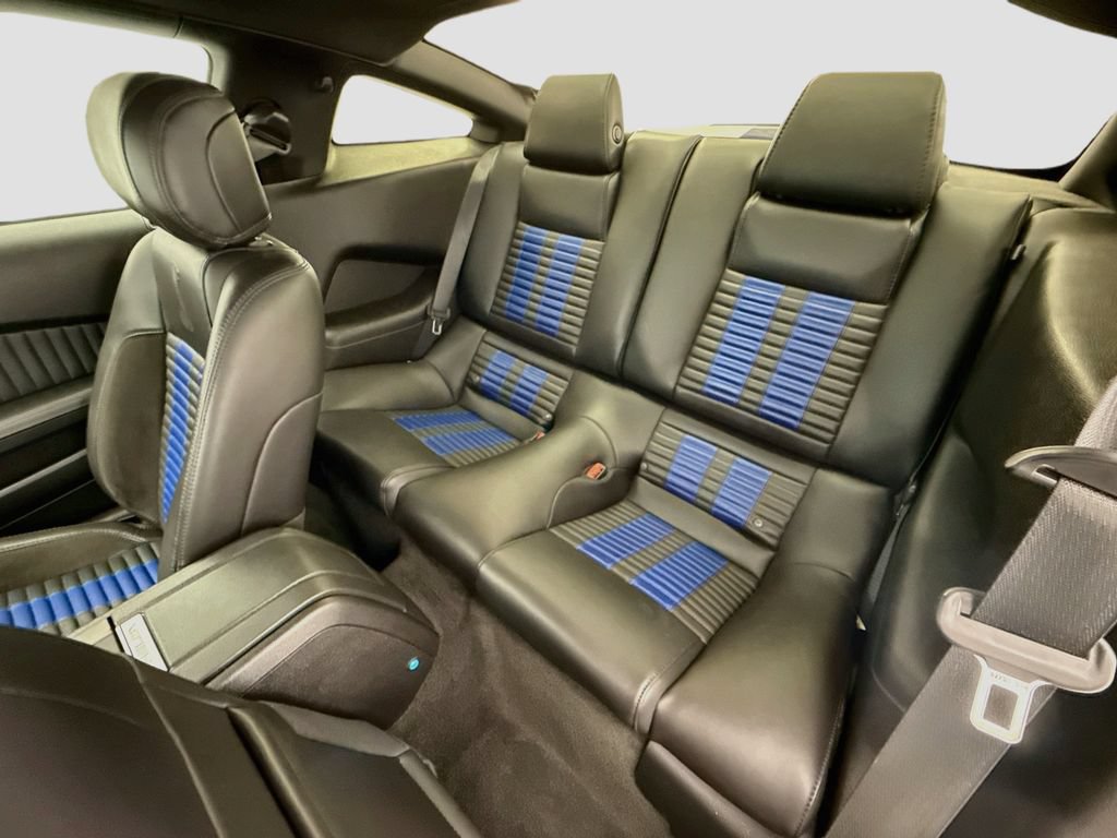 Used 2013 Ford Mustang Shelby GT500 RWD image 19
