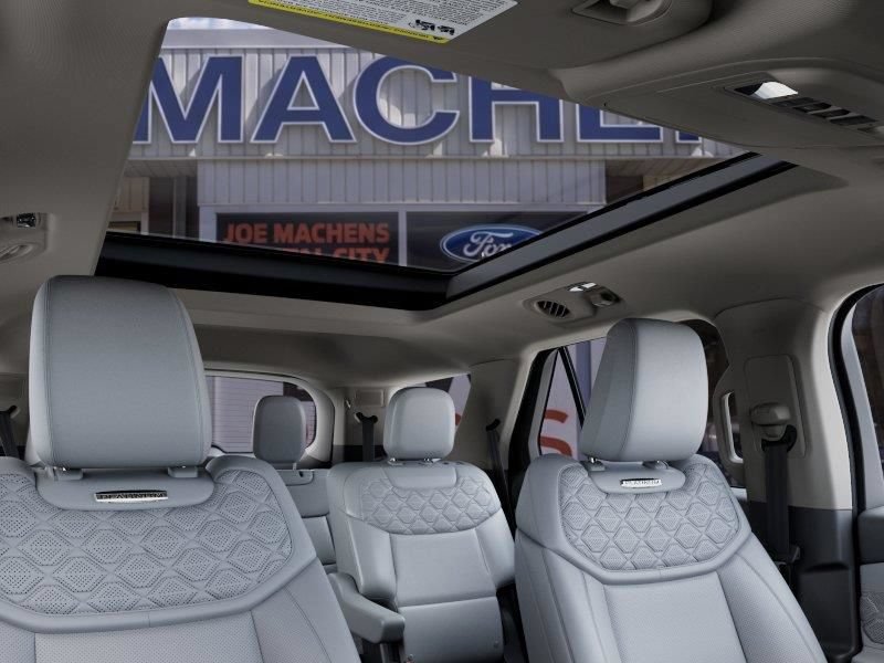 New 2027 Ford Explorer Platinum w/ 3.0L Ultimate Package AWD/4WD image 22