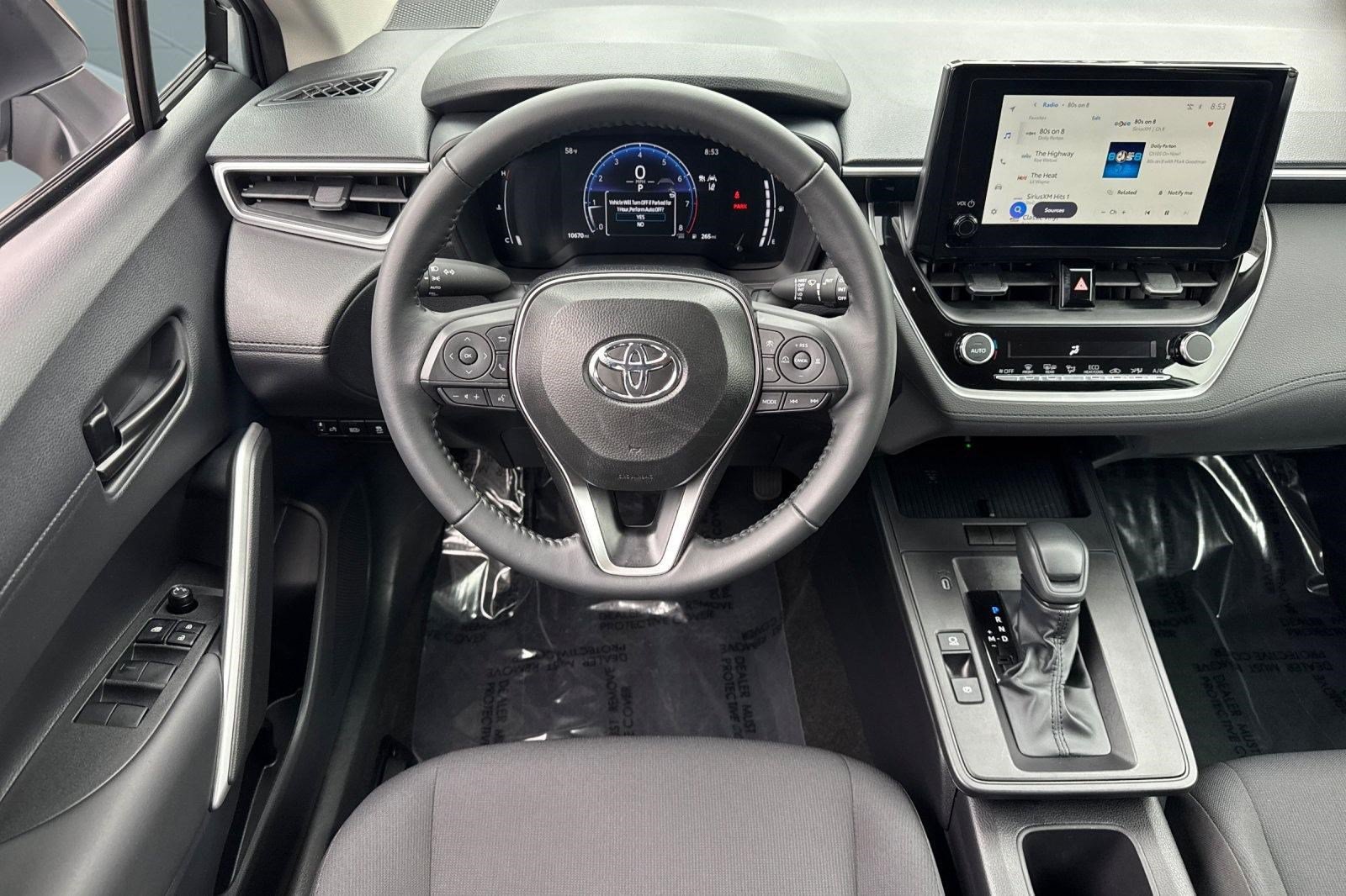 Used 2026 Toyota Corolla Cross LE FWD image 30