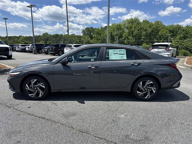 New 2025 Hyundai Elantra SEL image 4