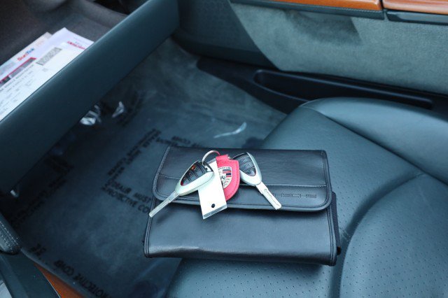 Used 2005 Porsche Boxster S image 37