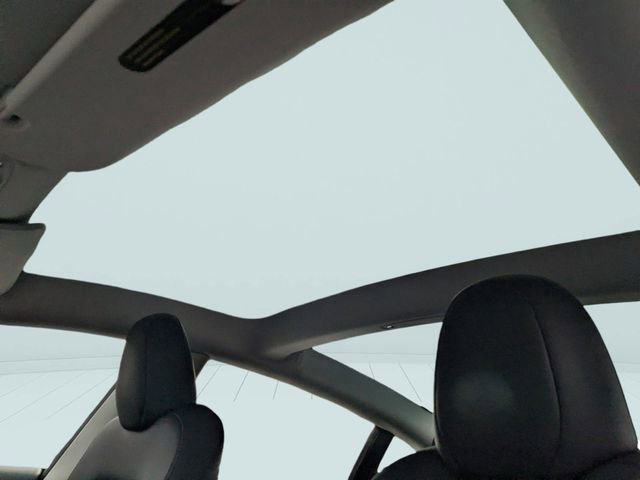 Used 2023 Tesla Model 3 Long Range image 19