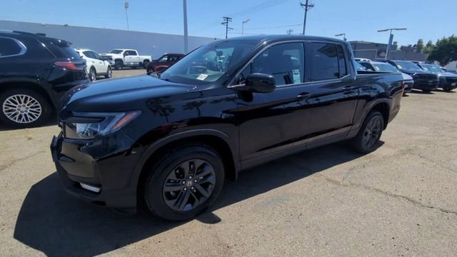 Used 2023 Honda Ridgeline Sport image 4