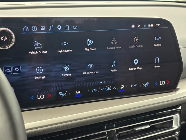Used 2025 Chevrolet Traverse LT w/ LPO, Floor Liner Package FWD image 28