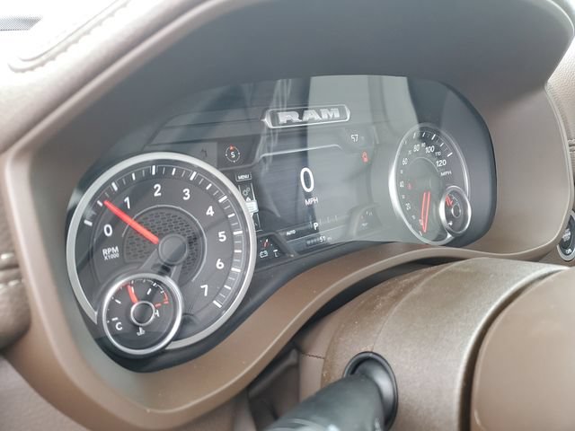 New 2026 RAM 1500 Laramie AWD/4WD image 14