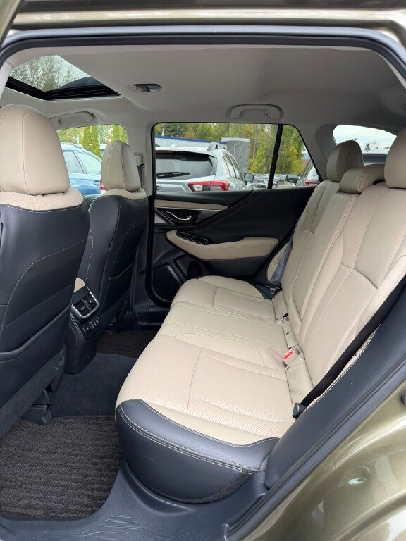 Certified 2022 Subaru Outback Limited image 18