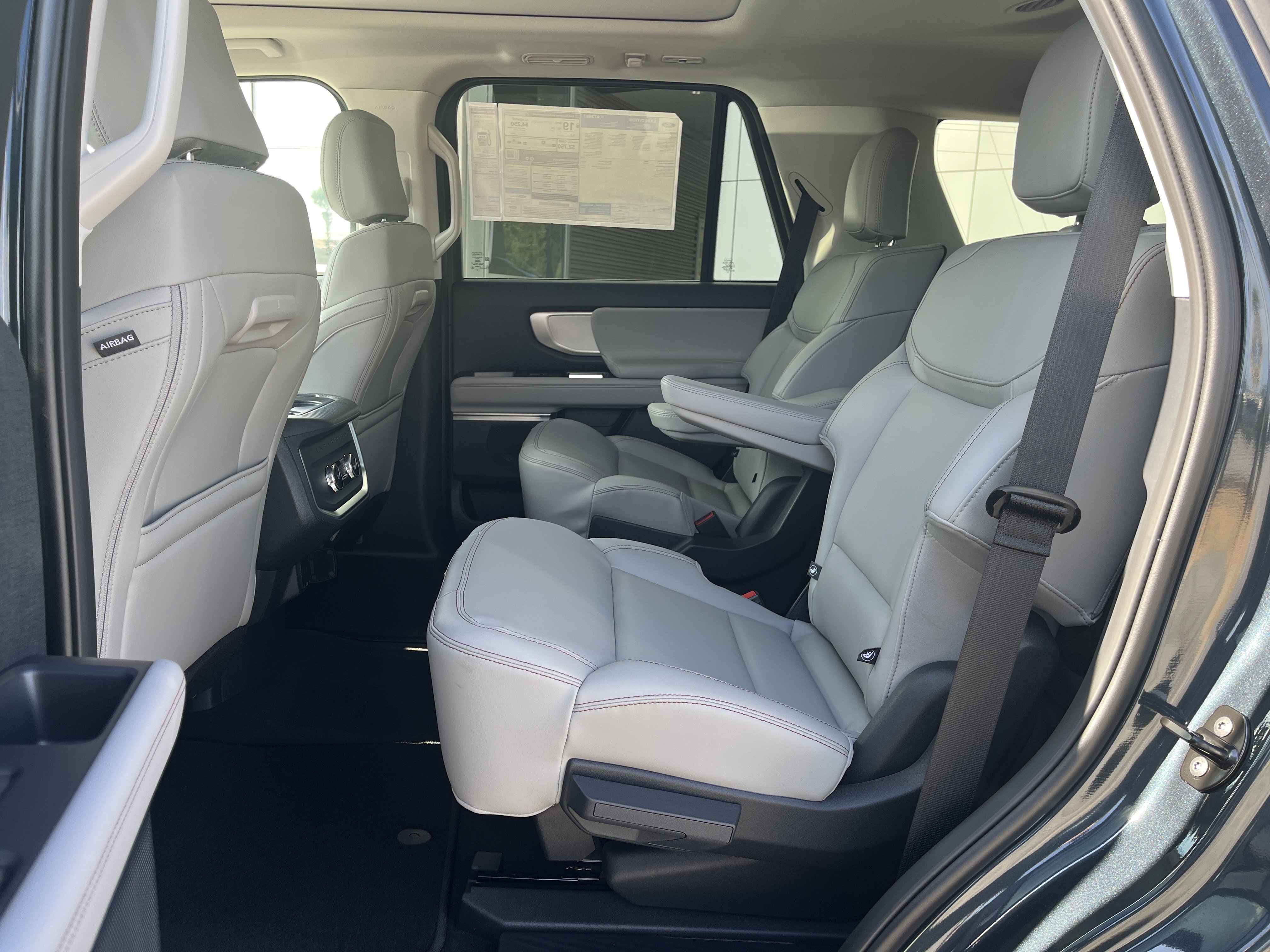 New 2025 Ford Expedition Active image 12