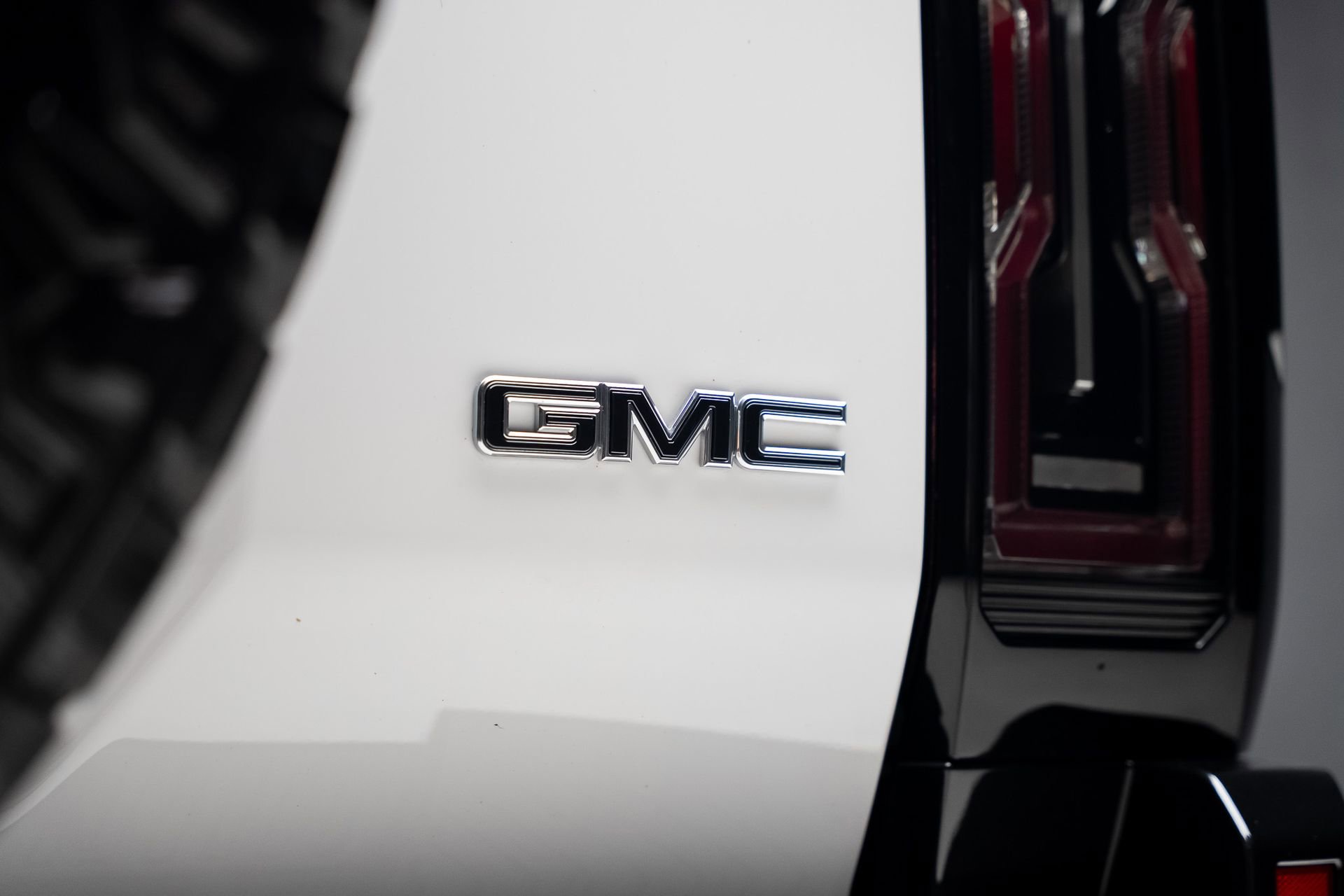 Used 2024 GMC Hummer EV 2X w/ Extreme Off-Road Package image 32