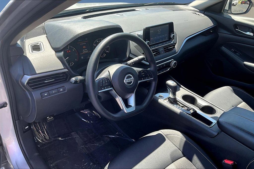 Used 2022 Nissan Altima 2.5 S FWD image 18