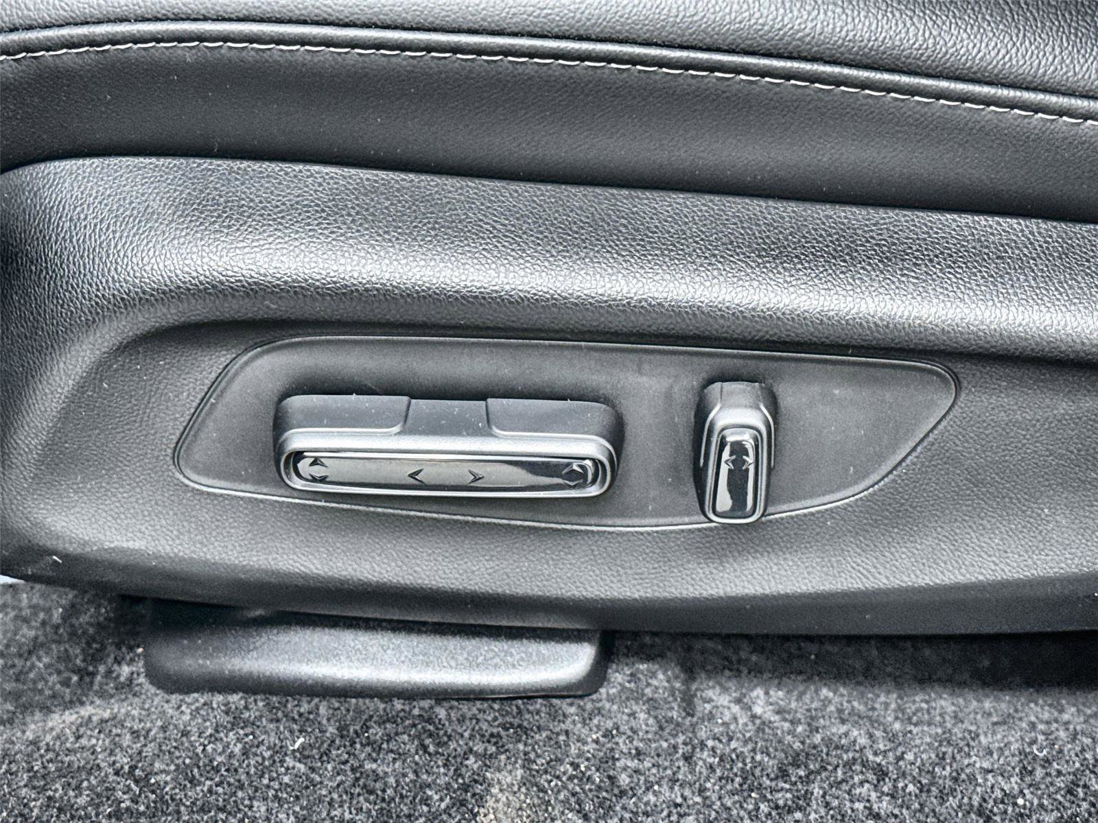 New 2027 Honda HR-V EX-L image 13