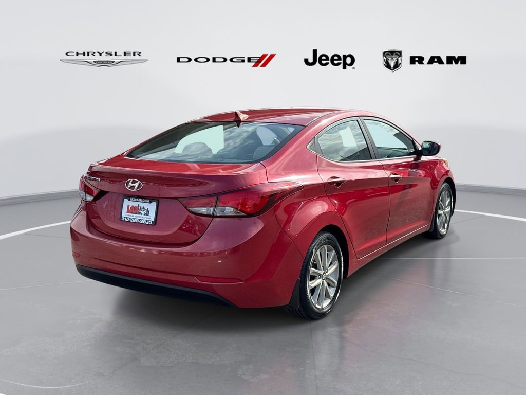 Used 2014 Hyundai Elantra SE w/ Option Group 02 FWD image 3