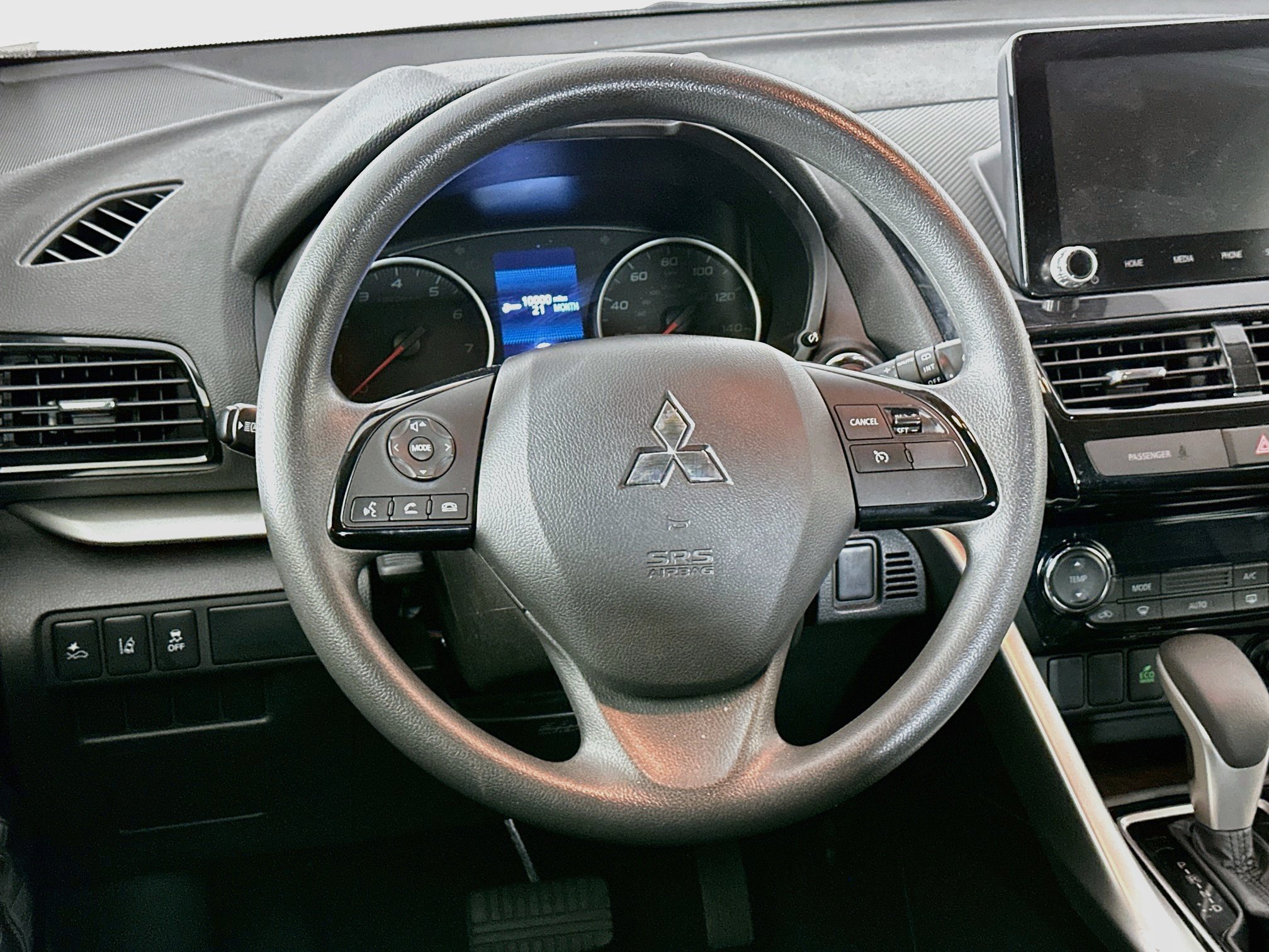 Used 2024 Mitsubishi Eclipse Cross LE AWD/4WD image 17