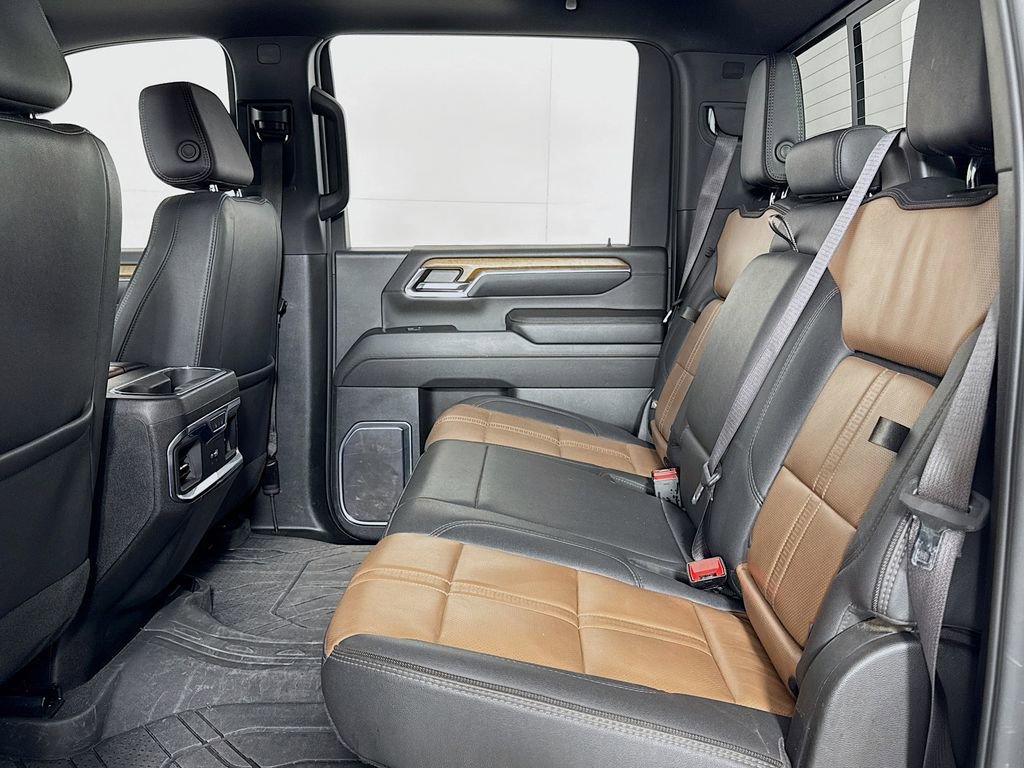 Used 2024 Chevrolet Silverado 3500 High Country w/ High Country Premium Package AWD/4WD image 12