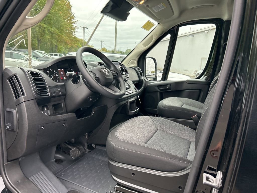 New 2026 RAM ProMaster 2500 w/ Convenience Group FWD image 38